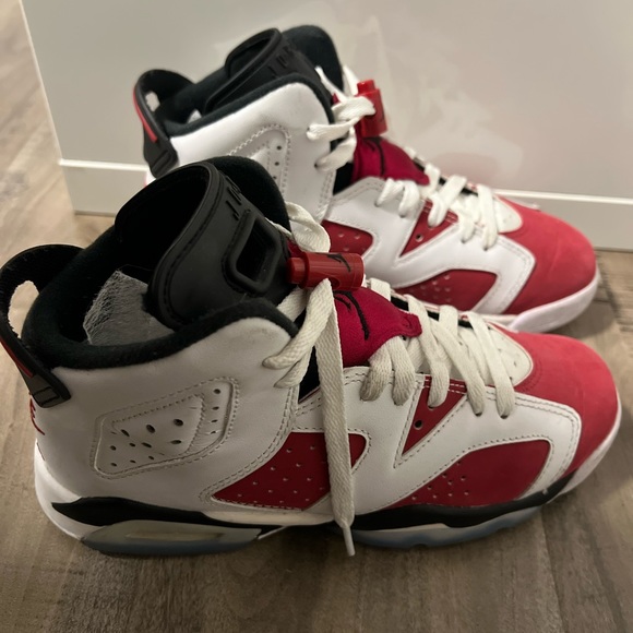 Jordan 6 Retro Carmines - Picture 2 of 7